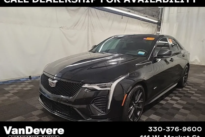 2023 Cadillac CT4 photo 1