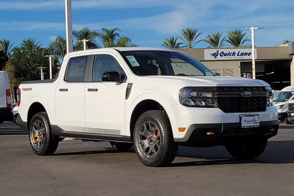 2024 Ford Maverick XLT Tremor photo 1