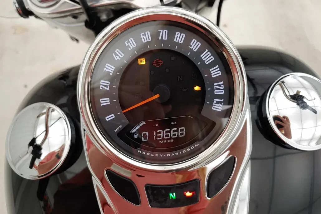 2020 Harley Davidson FLHC / Heritage Classic photo 1