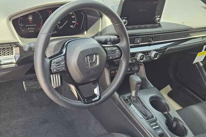 2025 Honda Civic Hatchback Sport photo 1