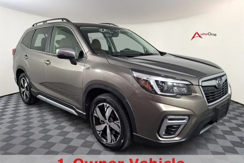 2021 Subaru Forester Touring photo 1