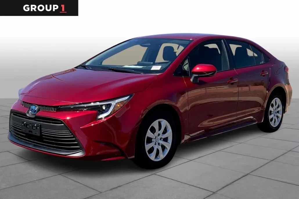 2025 Toyota Corolla Hybrid LE photo 1