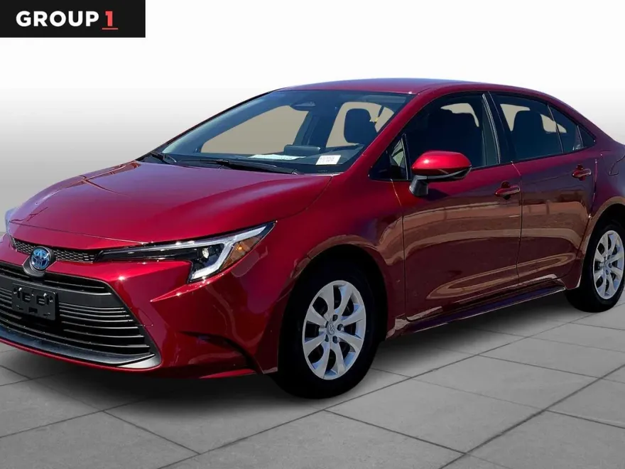2025 Toyota Corolla Hybrid LE photo 1