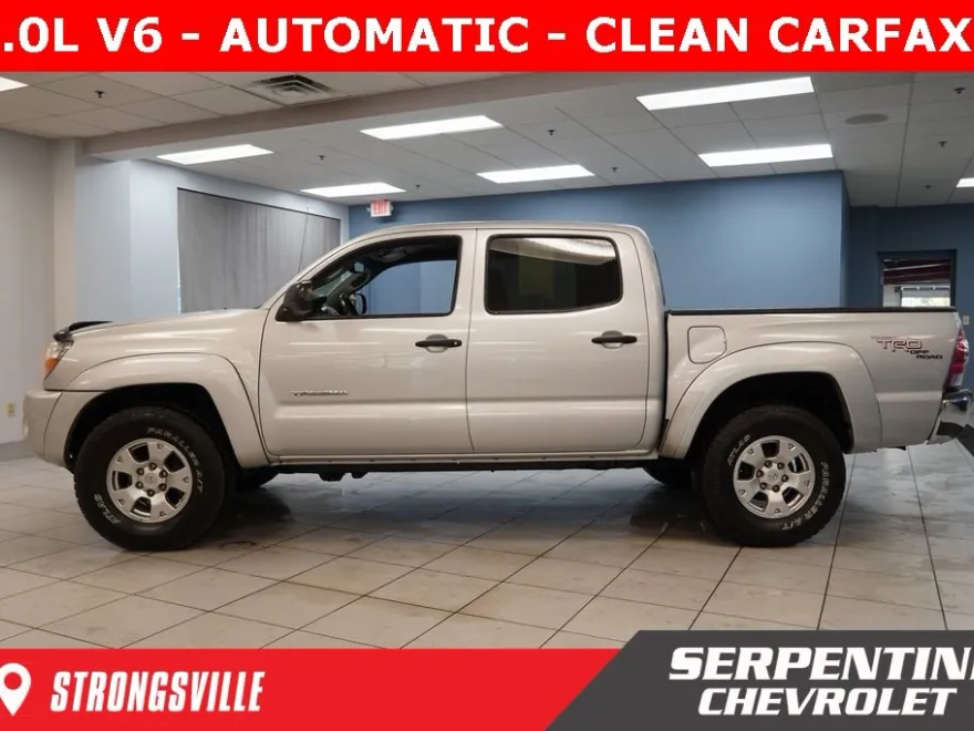2011 Toyota Tacoma Base V6 photo 1