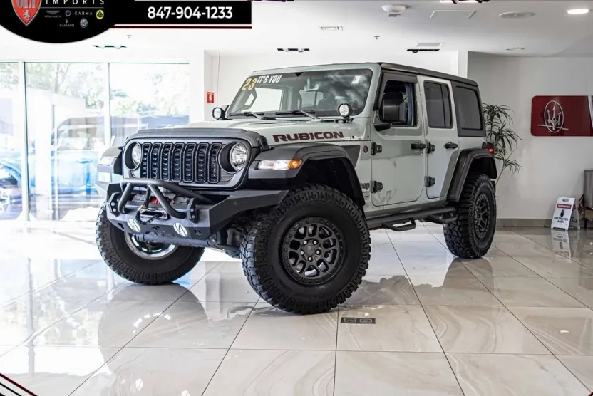2023 Jeep Wrangler Rubicon photo 1