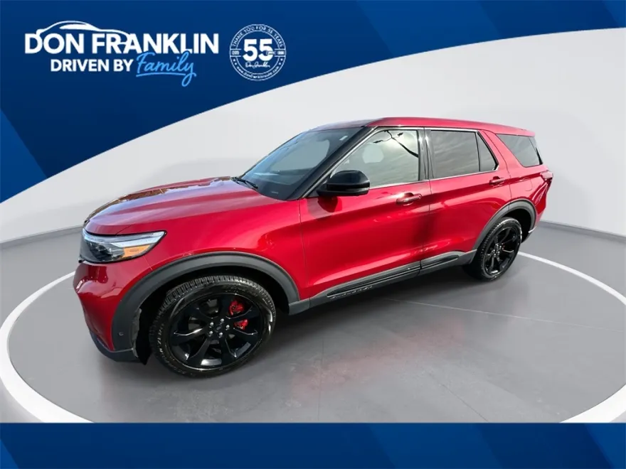 2021 Ford Explorer ST photo 1