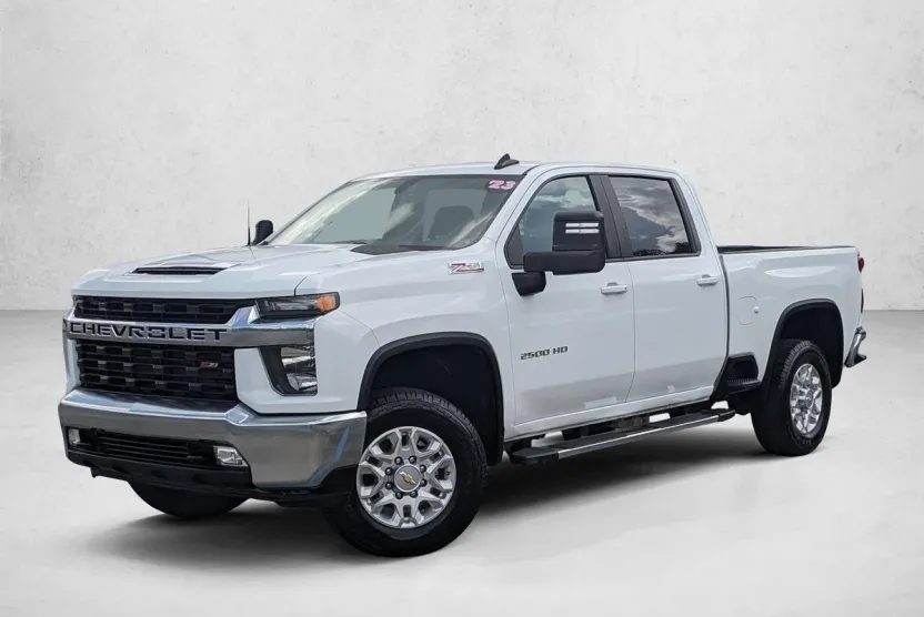 2023 Chevrolet Silverado 2500HD LT photo 1