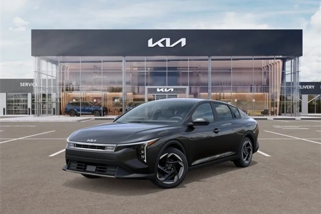 2025 Kia K4 EX photo 1
