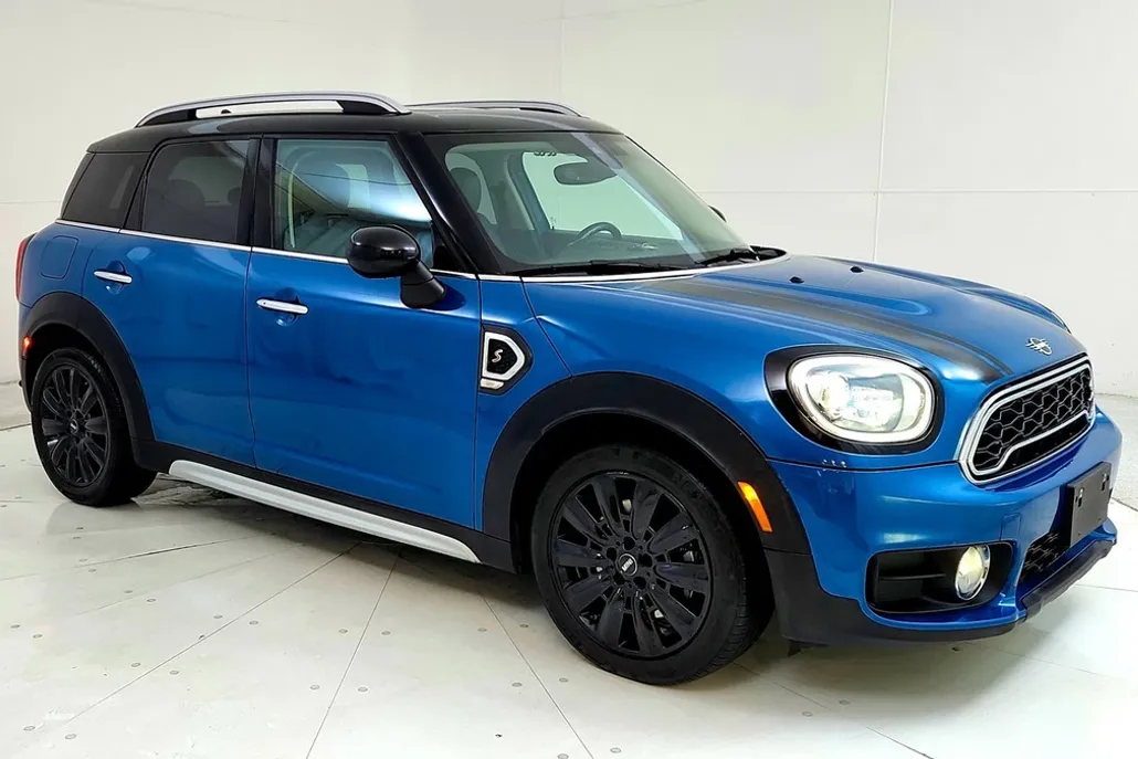 2019 Mini Countryman John Cooper Works photo 1