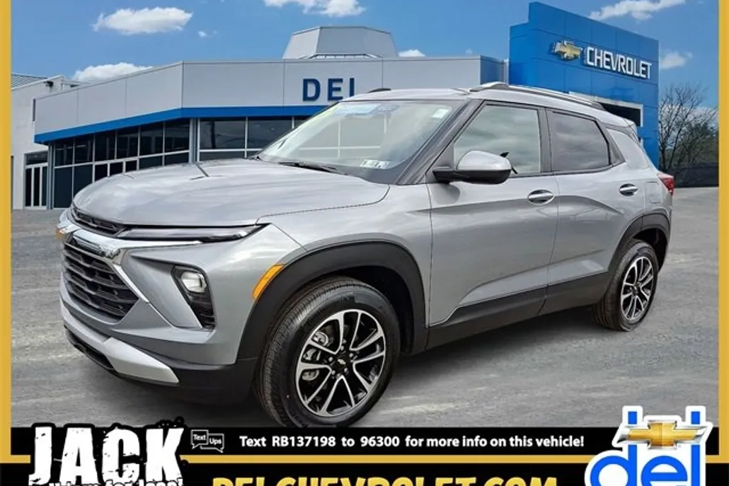 2024 Chevrolet Trailblazer LT photo 1