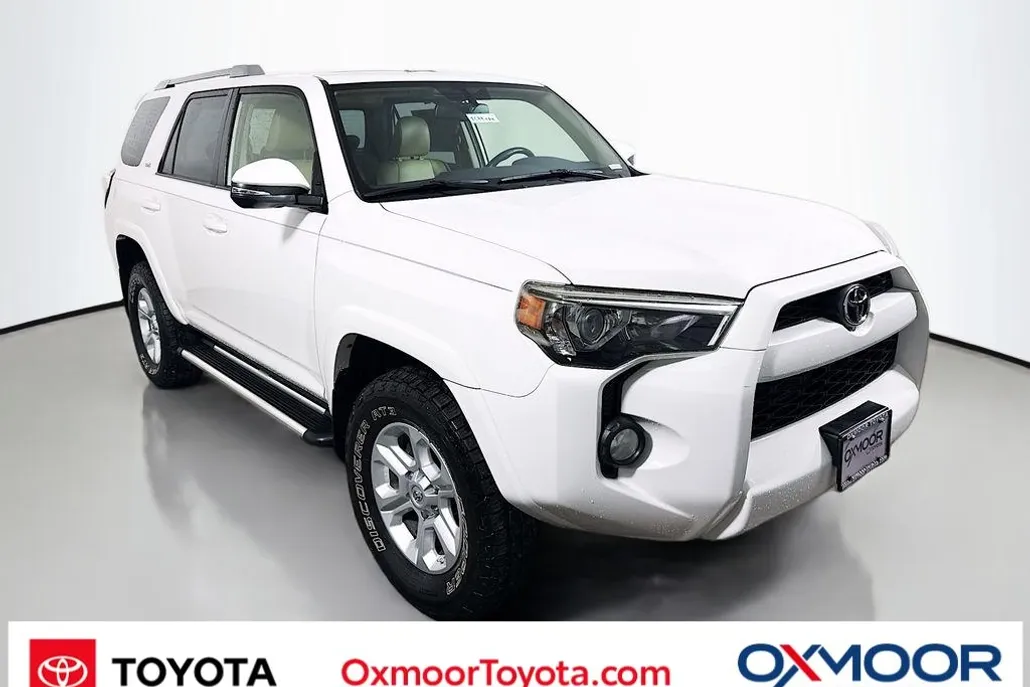 2015 Toyota 4Runner SR5 Premium photo 1
