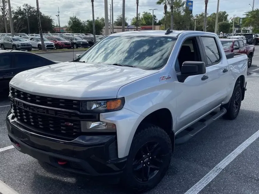 2019 Chevrolet Silverado 1500 Custom photo 1