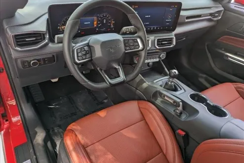 2025 Ford Mustang GT Premium Convertible photo 3