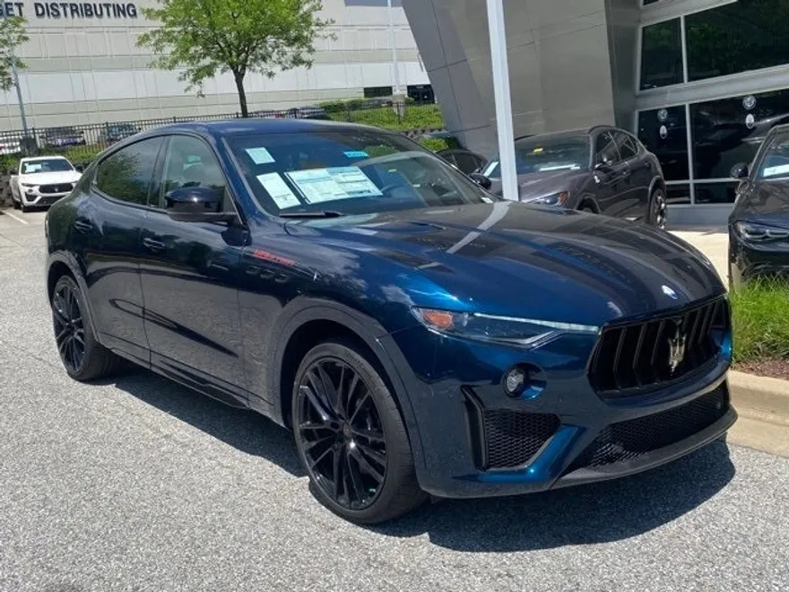 2024 Maserati Levante Trofeo photo 1