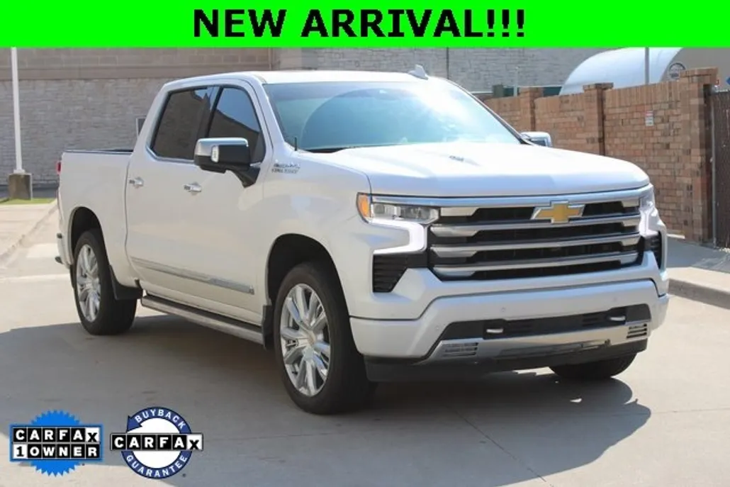 2024 Chevrolet Silverado 1500 High Country photo 1