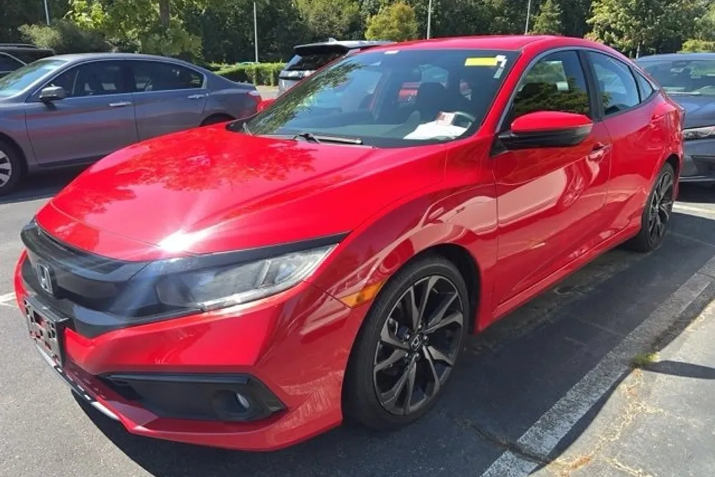 2020 Honda Civic Sport photo 1