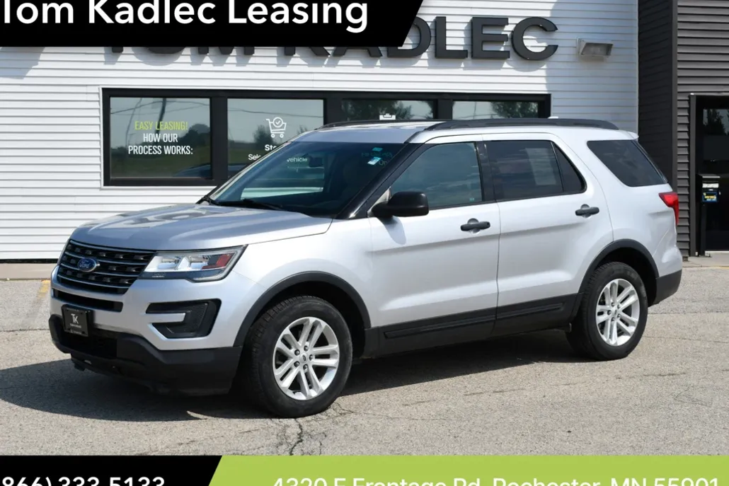 2017 Ford Explorer Base photo 1