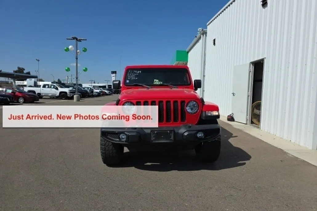 2021 Jeep Wrangler Unlimited Sahara Altitude photo 1