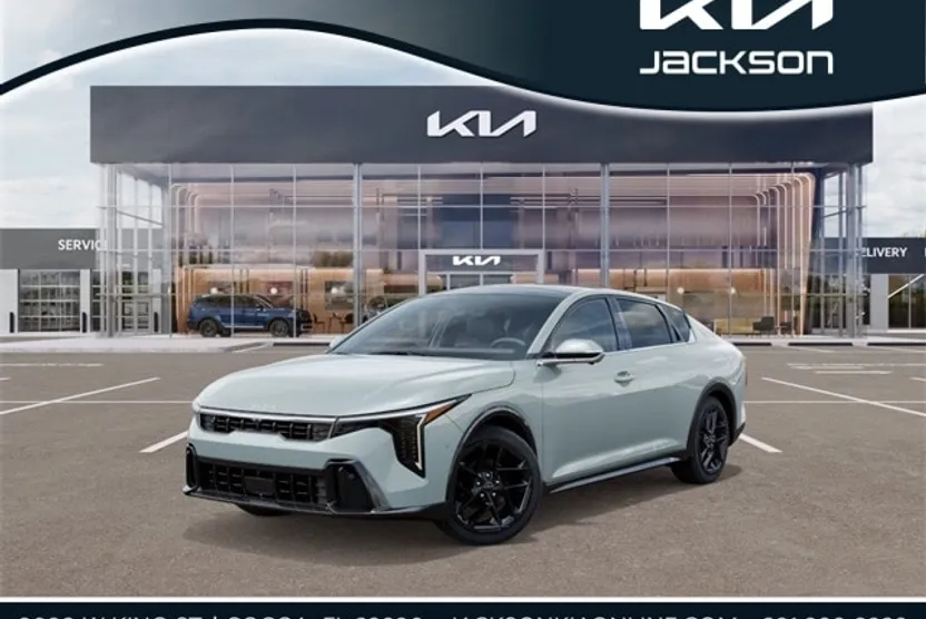 2025 Kia K4 GT-Line Turbo photo 1