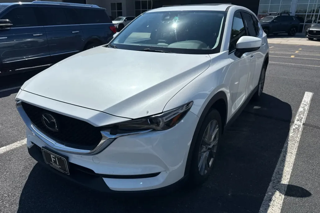 2019 Mazda CX-5 Grand Touring photo 1