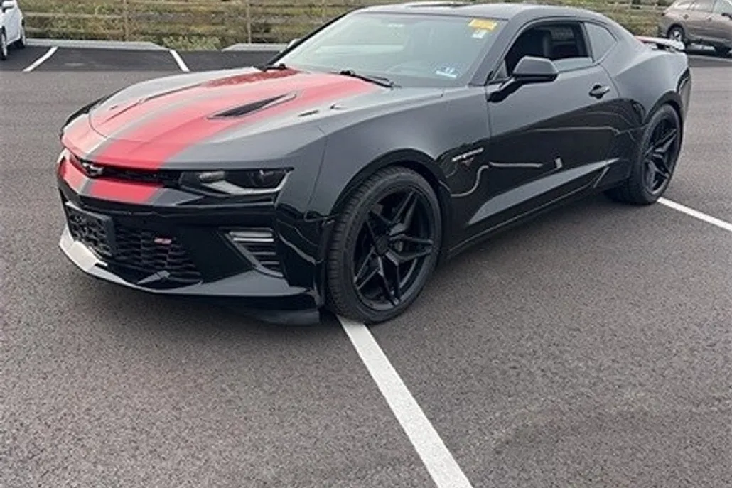 2017 Chevrolet Camaro 2SS photo 1