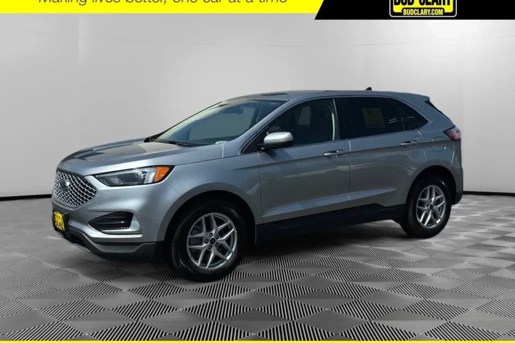 2024 Ford Edge SEL photo 1