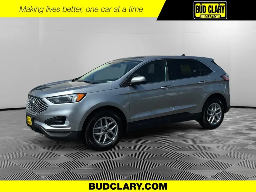 2024 Ford Edge SEL photo 1