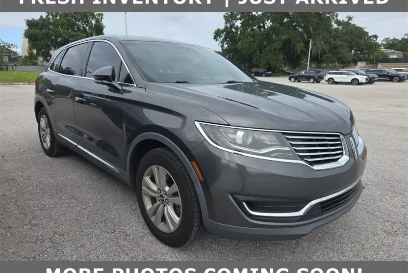 2017 Lincoln MKX Select photo 1
