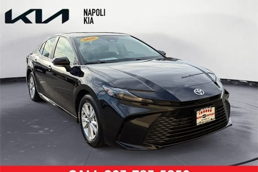 2025 Toyota Camry Hybrid photo 1