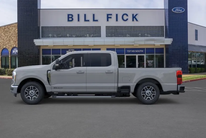 2026 Ford F-250 Lariat photo 1