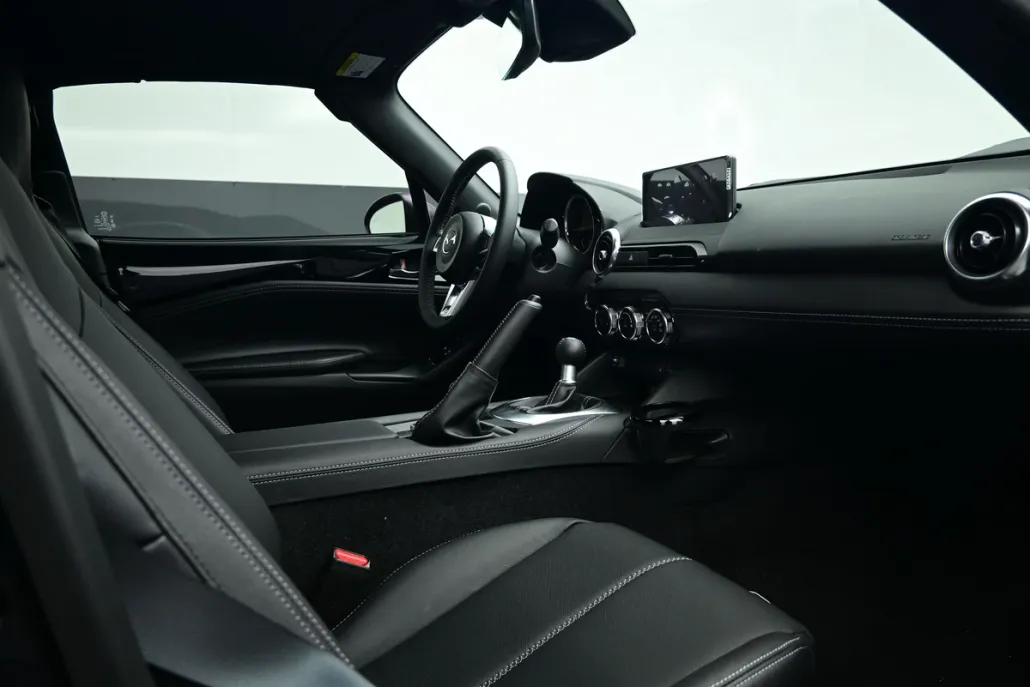 2025 Mazda MX-5 Miata Miata RF Grand Touring photo 1