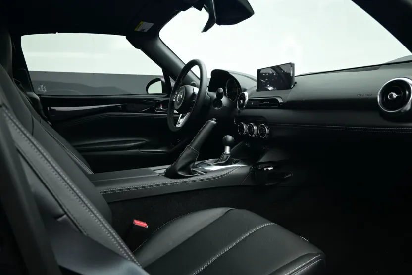 2025 Mazda MX-5 Miata Miata RF Grand Touring photo 1