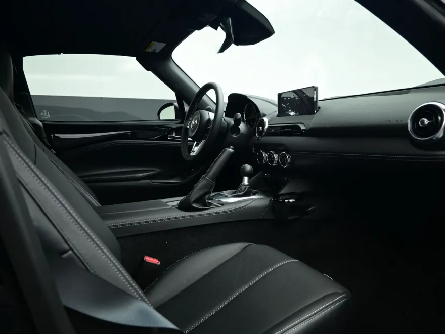 2025 Mazda MX-5 Miata Miata RF Grand Touring photo 1