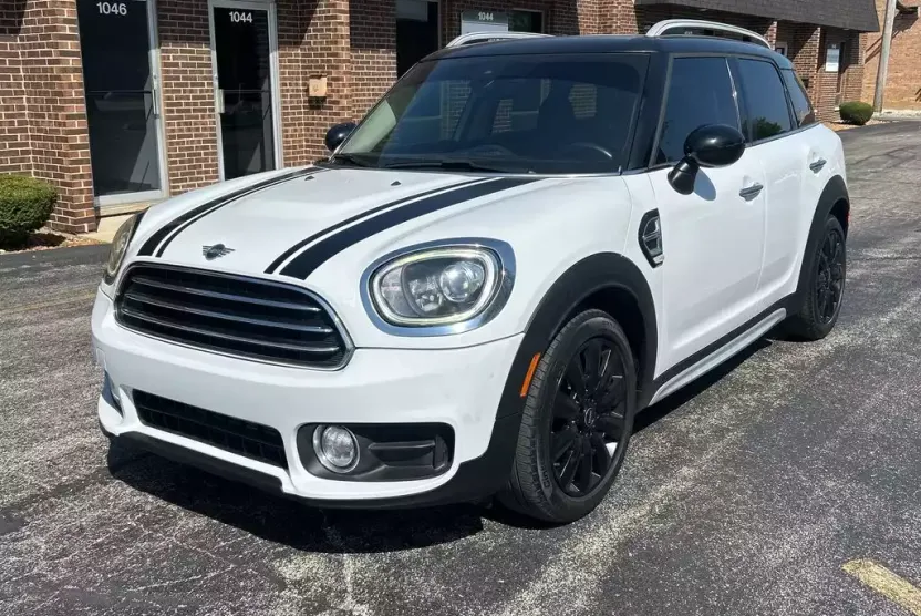 2019 Mini Countryman Iconic photo 1