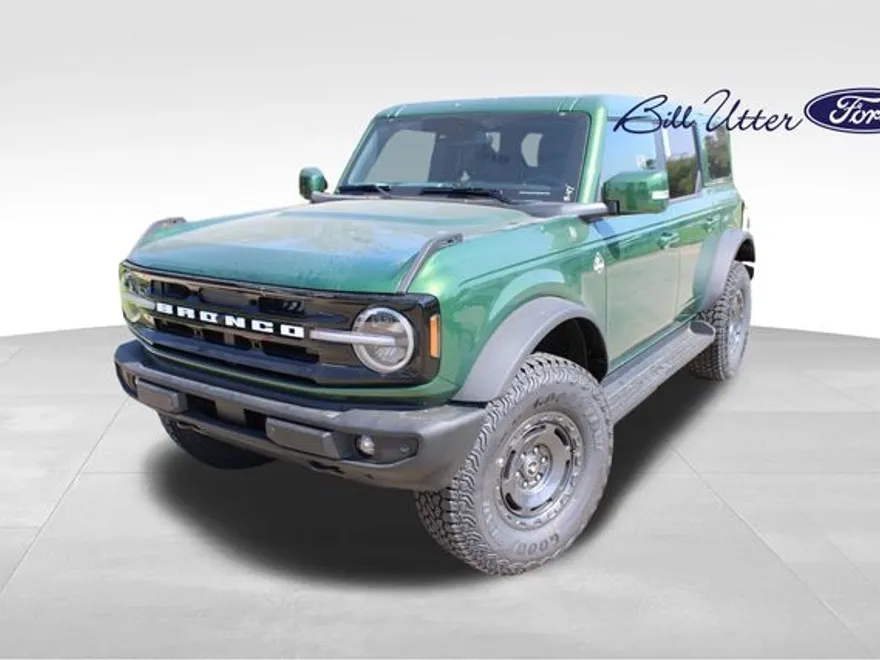 2025 Ford Bronco Outer Banks photo 1
