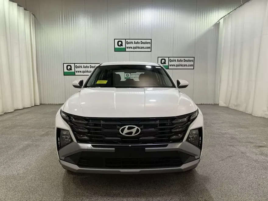 2025 Hyundai Tucson SE photo 1