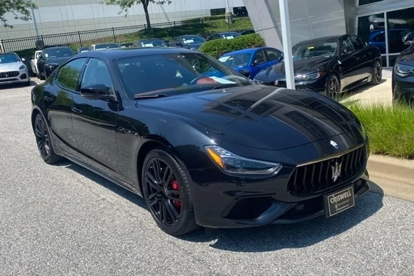 2022 Maserati Ghibli Modena Q4 photo 1