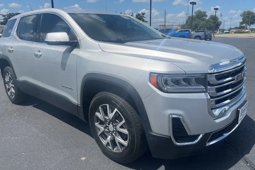 2020 Gmc Acadia SLE photo 1