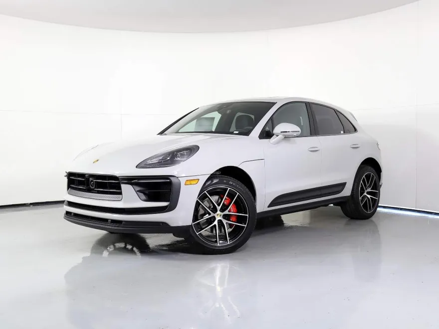 2025 Porsche Macan S photo 1