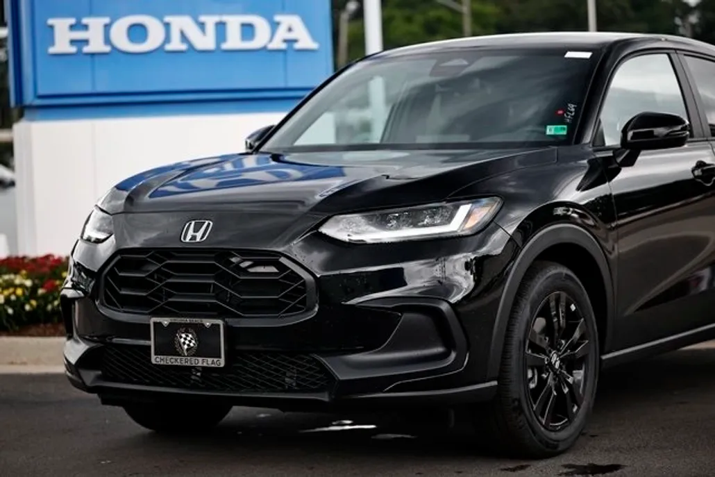 2026 Honda HR-V Sport photo 1