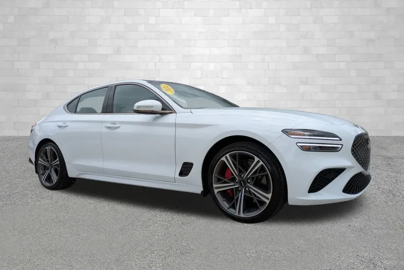 2024 Genesis G70 2.5T Sport Prestige photo 1
