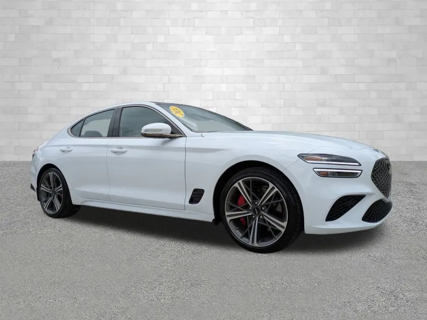 2024 Genesis G70 2.5T Sport Prestige photo 1