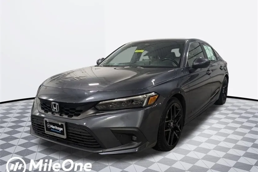 2024 Honda Civic Sport Touring Hatchback photo 1