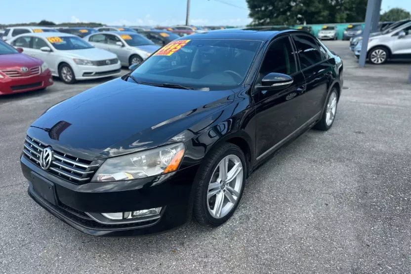 2012 Volkswagen Passat TDI photo 1