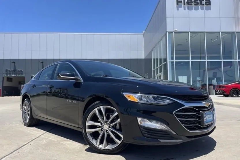 2024 Chevrolet Malibu Premier 2LT photo 1