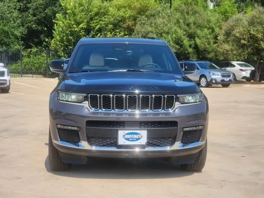 2025 Jeep Grand Cherokee Limited photo 1