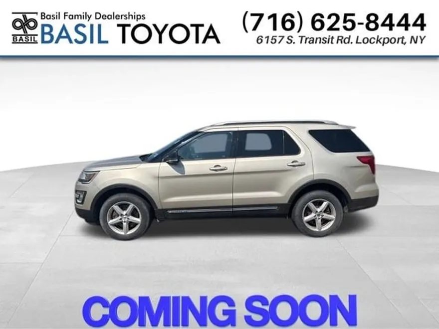 2017 Ford Explorer XLT photo 1