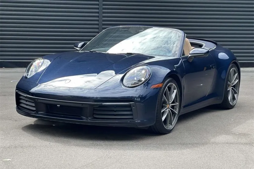 2021 Porsche 911 Cabriolet photo 1