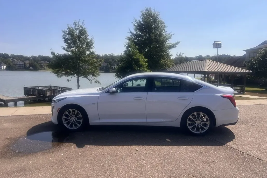 2024 Cadillac CT5 Premium Luxury photo 1
