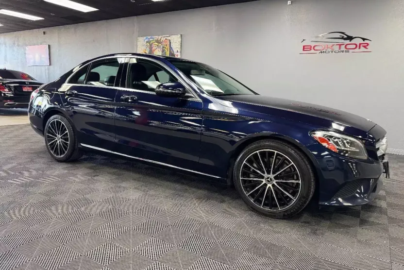 2019 Mercedes Benz C 300 Sedan photo 1